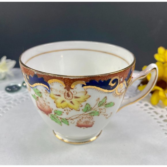 Rosina England tea cup saucer, floral teacup gold trim, rare finding. - Picture 3 of 17